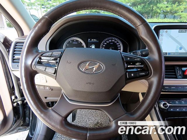 Hyundai Grandeur 2019 — photo 8