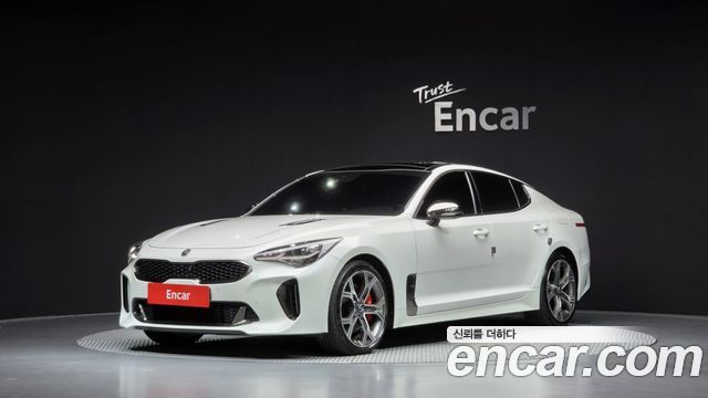 Kia Stinger 2018 — photo 1