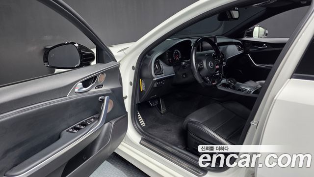 Kia Stinger 2018 — photo 10