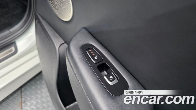Kia Stinger 2018 — photo 19