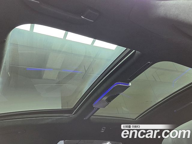 Mercedes-Benz S-Class 2023 — photo 18