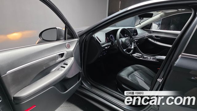Hyundai Sonata 2023 — photo 13