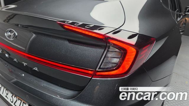 Hyundai Sonata 2023 — photo 9