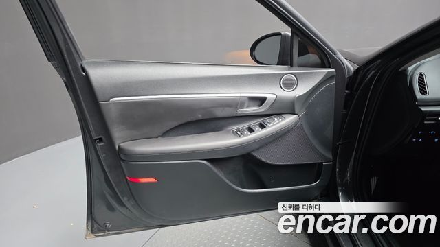 Hyundai Sonata 2023 — photo 14