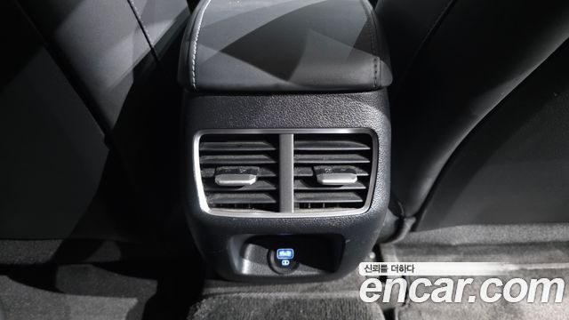 Hyundai Sonata 2023 — photo 29