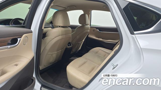 Hyundai Grandeur 2018 — photo 17