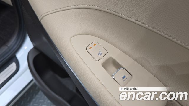 Hyundai Grandeur 2018 — photo 22