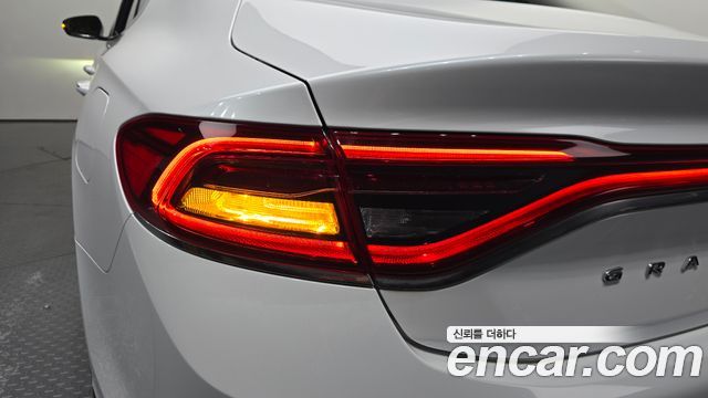 Hyundai Grandeur 2018 — photo 9