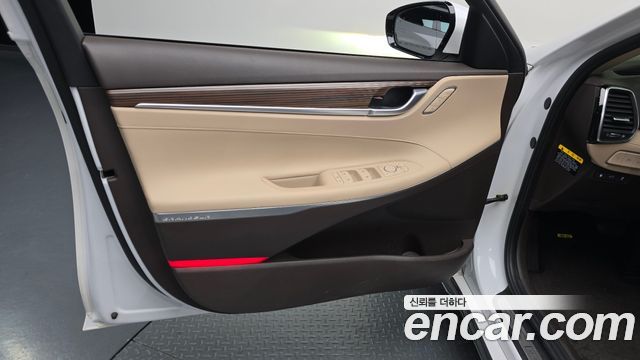 Hyundai Grandeur 2018 — photo 14