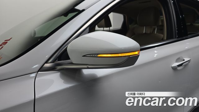Hyundai Grandeur 2018 — photo 30