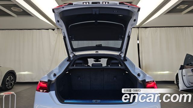 Audi A5 2021 — photo 26