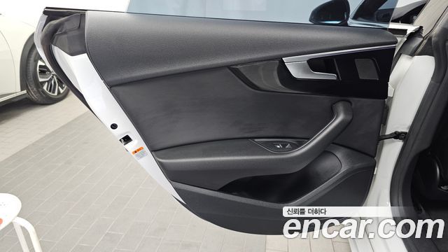 Audi A5 2021 — photo 15