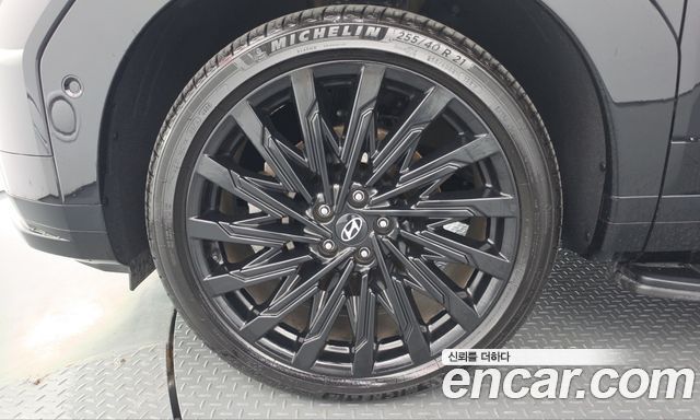 Hyundai Santafe 2025 — photo 5