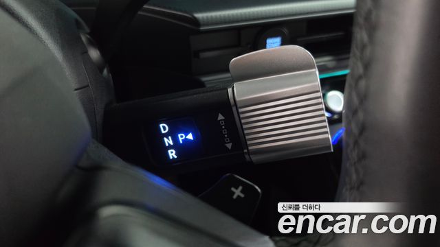 Hyundai Santafe 2025 — photo 12