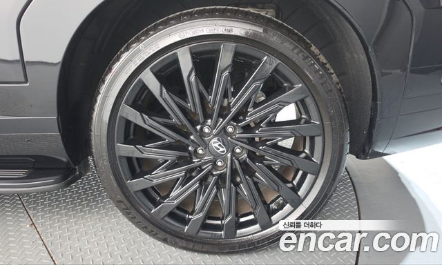 Hyundai Santafe 2025 — photo 7