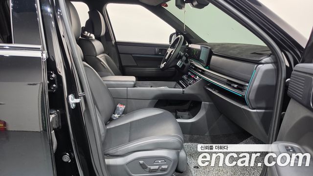 Hyundai Santafe 2025 — photo 16