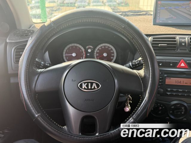 Kia morning 2011 — photo 11