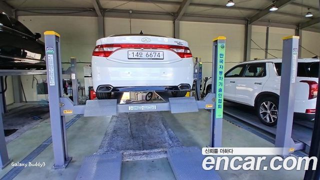 Hyundai Grandeur 2011 — photo 2