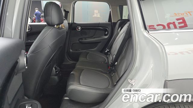 Mini Countryman 2021 — photo 16