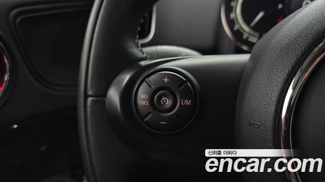 Mini Countryman 2021 — photo 31