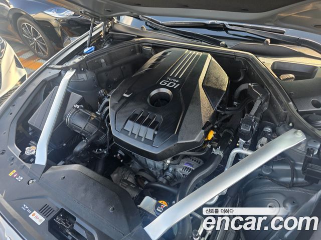 Genesis G70 2019 — photo 17