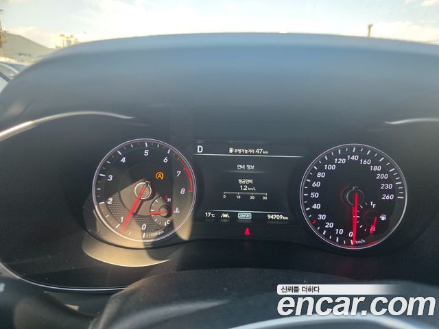 Genesis G70 2019 — photo 20