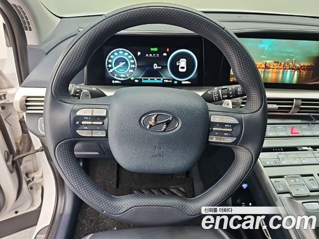 Hyundai Nexo 2022 — photo 9