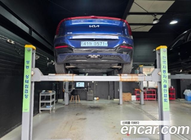 Kia EV6 2022 — photo 2