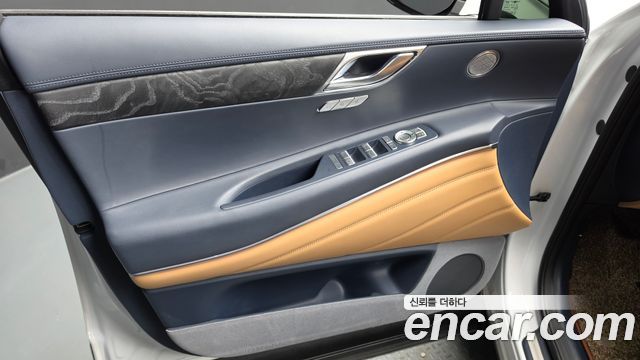 Genesis GV80 2020 — photo 14