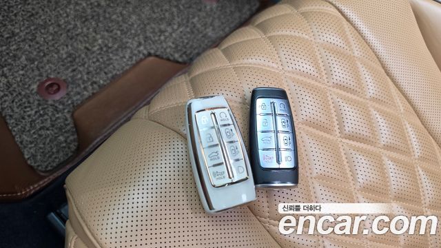 Genesis GV80 2020 — photo 32