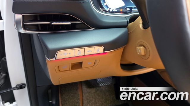 Genesis GV80 2020 — photo 35
