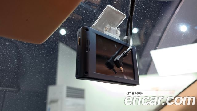 Genesis GV80 2020 — photo 38