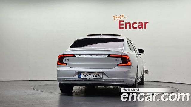 Volvo S90 2023 — photo 4