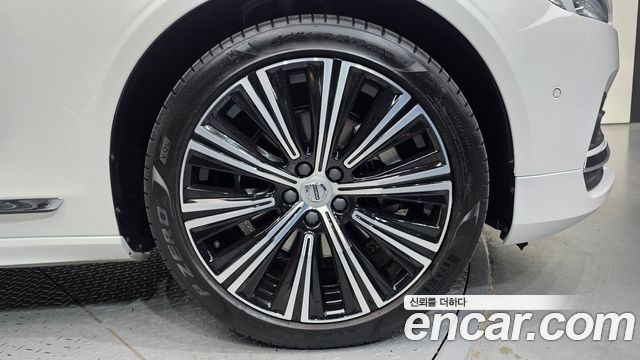 Volvo S90 2023 — photo 7