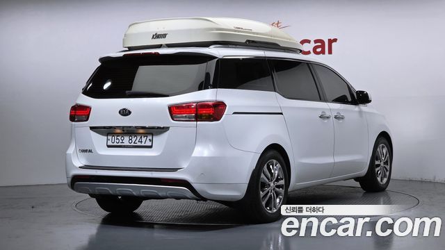 Kia Canival 2018 — photo 2