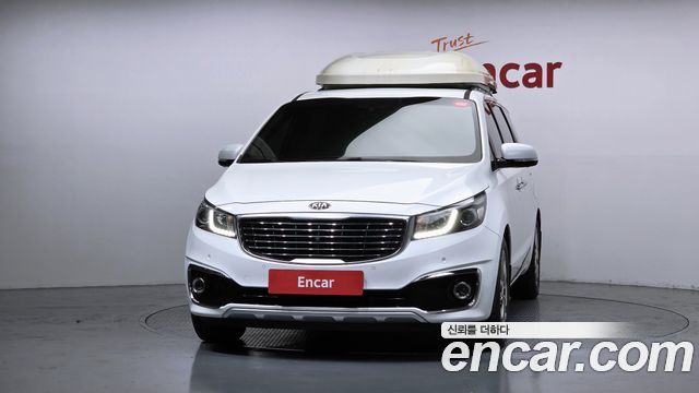 Kia Canival 2018 — photo 3