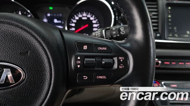 Kia Canival 2018 — photo 16