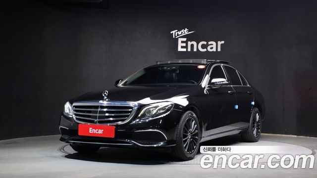 Mercedes-Benz E-Class 2017 — photo 1