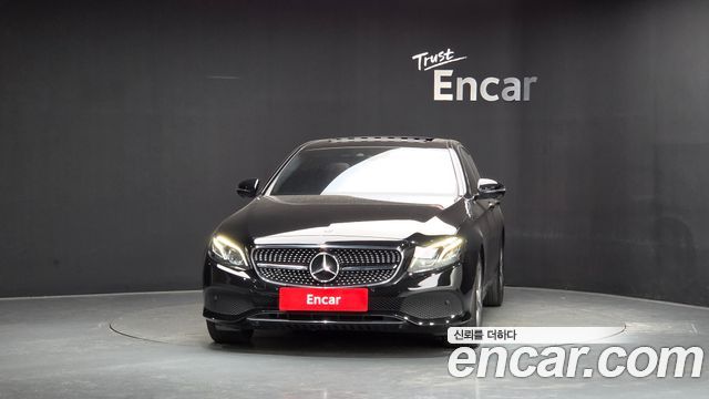 Mercedes-Benz E-Class 2019 — photo 3