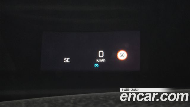 Mercedes-Benz E-Class 2019 — photo 21