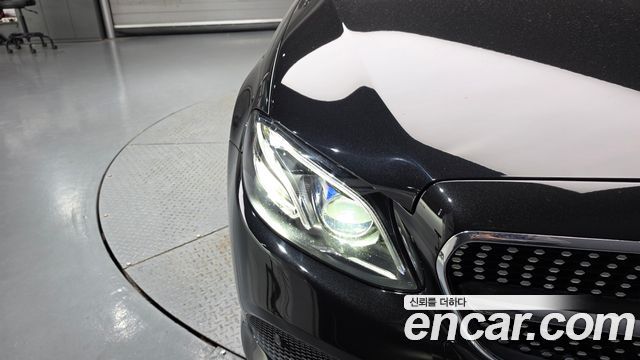 Mercedes-Benz E-Class 2019 — photo 8