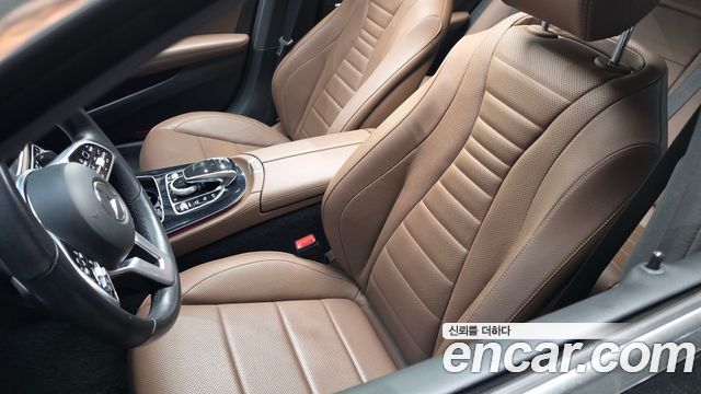 Mercedes-Benz E-Class 2019 — photo 29
