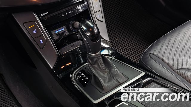 Hyundai i40 2012 — photo 9