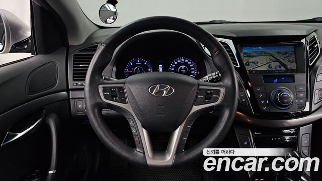 Hyundai i40 2012 — photo 13