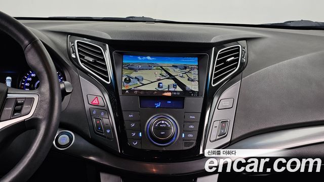 Hyundai i40 2012 — photo 14