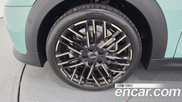 Mini Cooper 2025 — photo 5