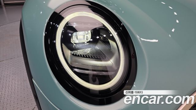 Mini Cooper 2025 — photo 8