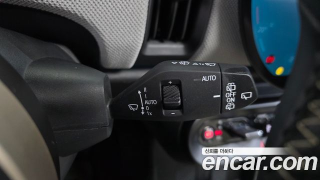 Mini Cooper 2025 — photo 31