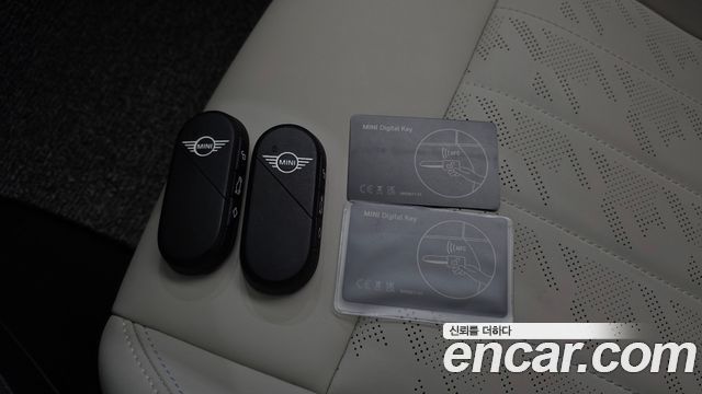 Mini Cooper 2025 — photo 33