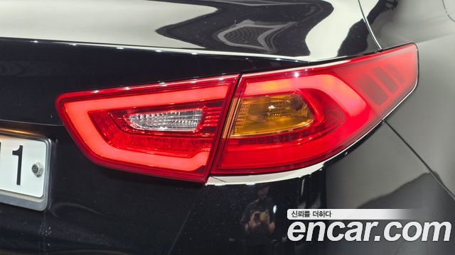 Kia K5 2014 — photo 9
